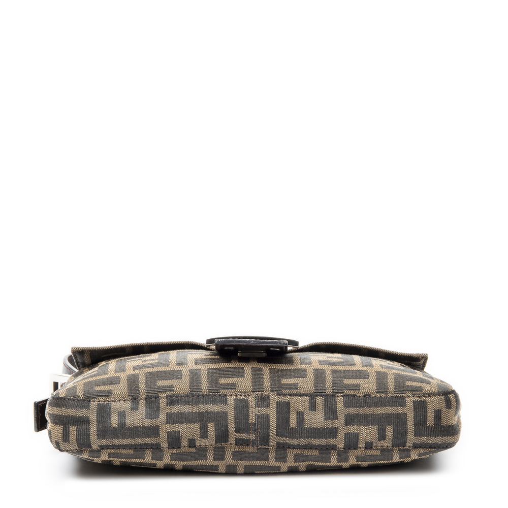 Fendi Baguette - Picture 6 of 9